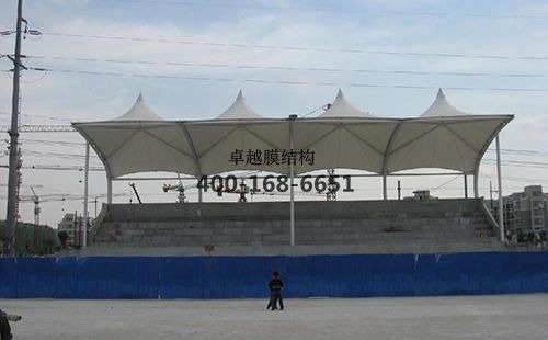 廣安膜結(jié)構(gòu)看臺【廣安中學等】設(shè)計施工案例