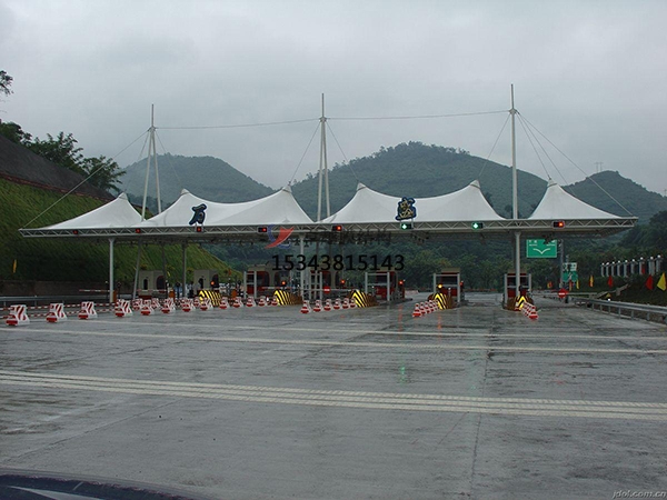 沈陽高速收費站雨棚【專業(yè)廠家】景觀遮陽棚/服務區(qū)膜結(jié)構充電站設計公司