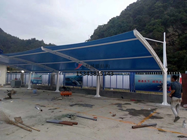 遼寧遼陽(yáng)膜結(jié)構(gòu)充電站停車(chē)棚【廠(chǎng)家直銷(xiāo)】