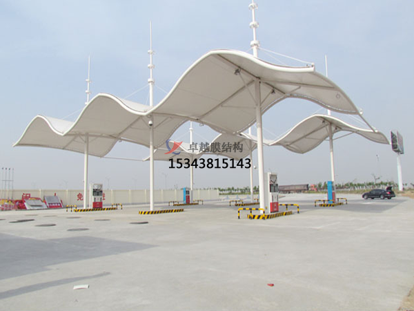 西寧高速收費(fèi)站雨棚【專(zhuān)業(yè)廠(chǎng)家】景觀遮陽(yáng)棚/服務(wù)區(qū)膜結(jié)構(gòu)充電站設(shè)計(jì)公司