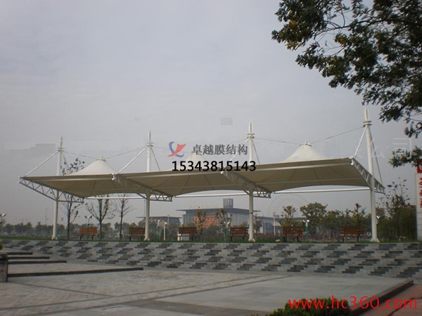 黃岡市操場主席臺膜結(jié)構(gòu)頂棚罩棚【場地設計】