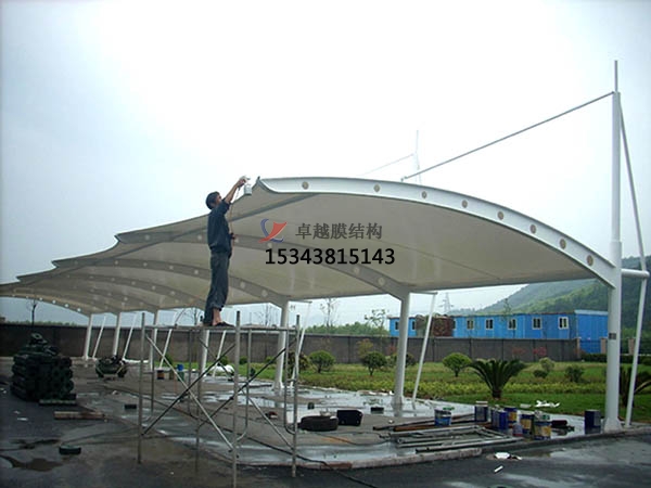 郴州膜結(jié)構(gòu)車(chē)棚【遮陽(yáng)棚廠家】