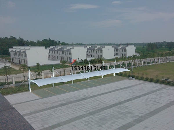 ?？的そY構停車棚【雨棚遮陽棚生產(chǎn)安裝】