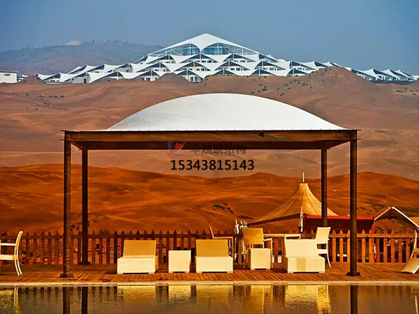 搭建膜結(jié)構(gòu)雨棚的注意事項(xiàng)！