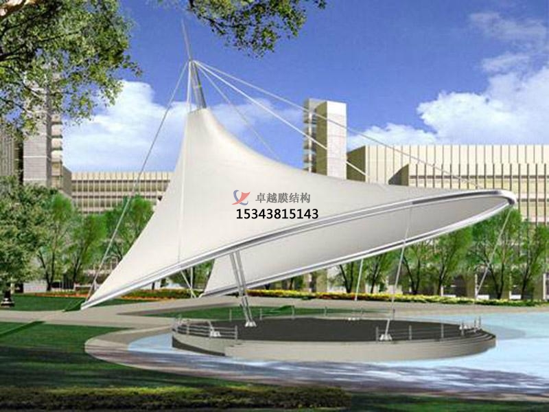 選擇PVDF膜材時需要考慮哪些因素？