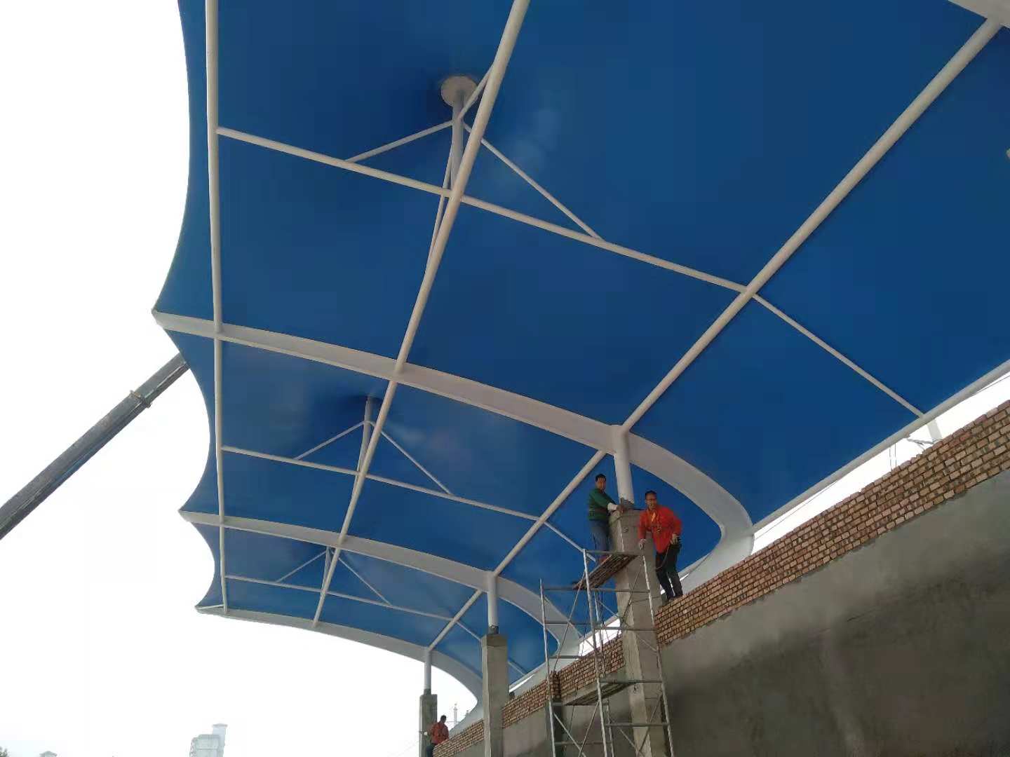 如何對(duì)膜結(jié)構(gòu)工程進(jìn)行維護(hù)保養(yǎng)？