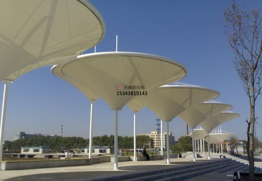 景觀膜結構出現(xiàn)以下問題，這正常么？