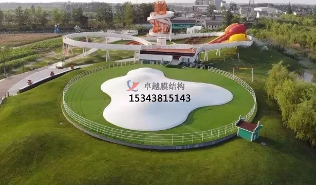 選擇戶(hù)外網(wǎng)紅蹦蹦云，受歡迎程度可想而知