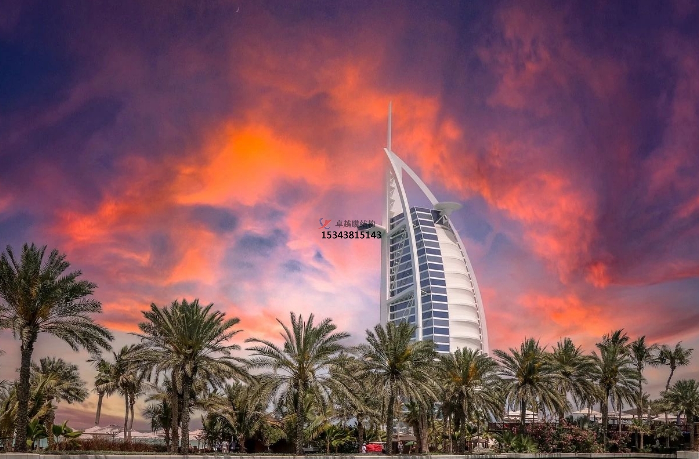 海口商業(yè)廣場(chǎng)膜結(jié)構(gòu)——?？谀そY(jié)構(gòu)公司專業(yè)廠家