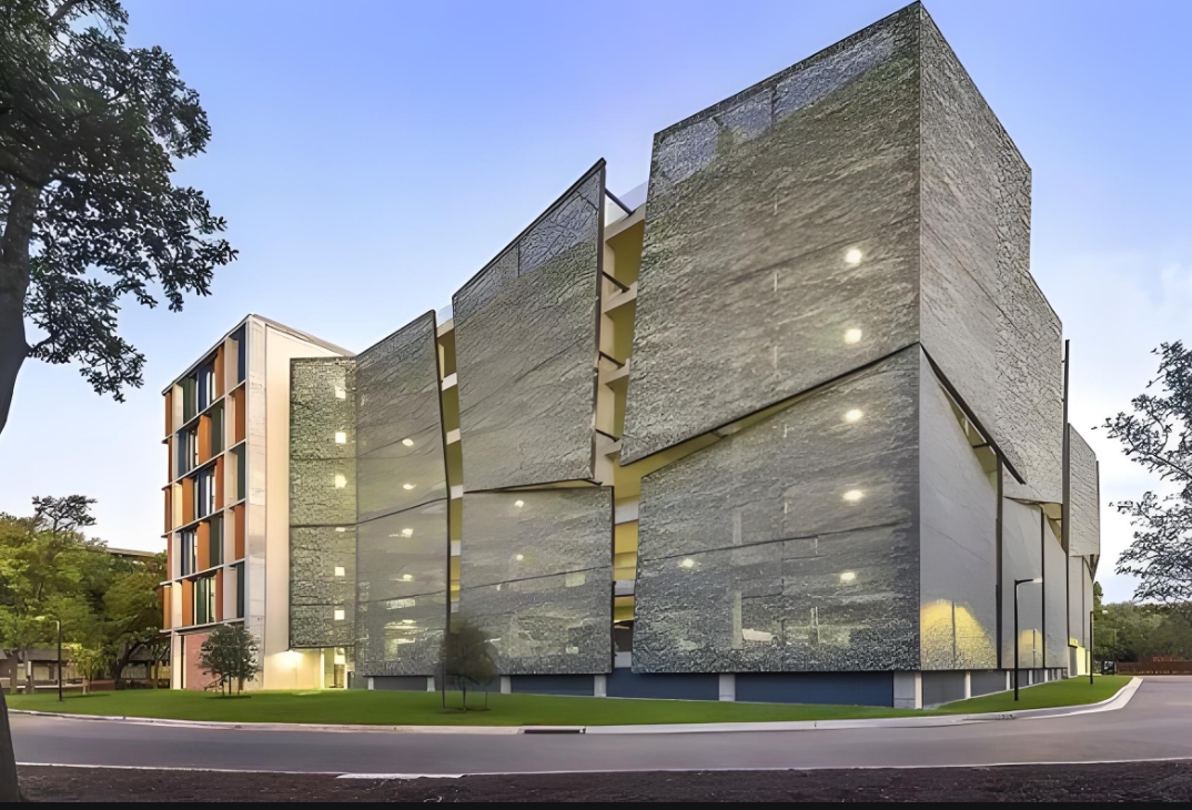 索膜結(jié)構(gòu)安裝工程什么樣？