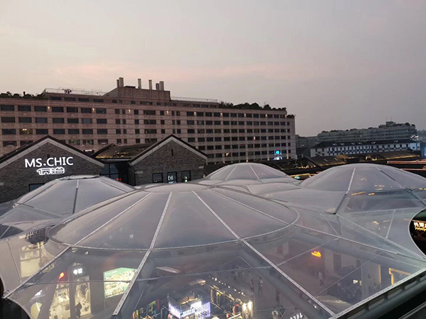 ETFE膜結(jié)構(gòu)材料的種類(lèi)有哪些？如何選購(gòu)適合自己的ETFE膜結(jié)構(gòu)？