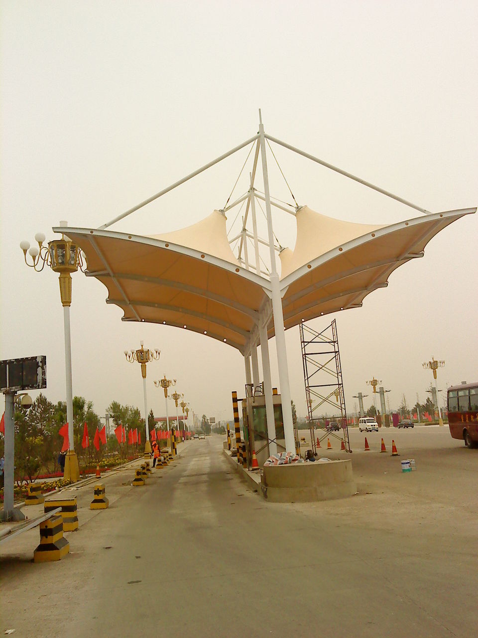 收費站膜結(jié)構(gòu)是什么？收費站膜結(jié)構(gòu)有哪些優(yōu)勢？