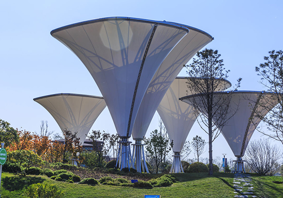 膜結構地下車庫入口的特點/優(yōu)勢有哪些？