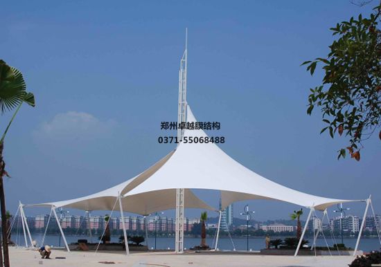 膜結構地下車庫入口如何進行保潔？