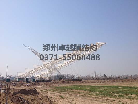 高爾夫膜結構的實際應用特點