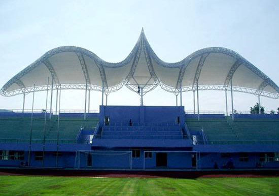 高爾夫膜結(jié)構(gòu)應(yīng)該怎樣選擇合適的膜材？